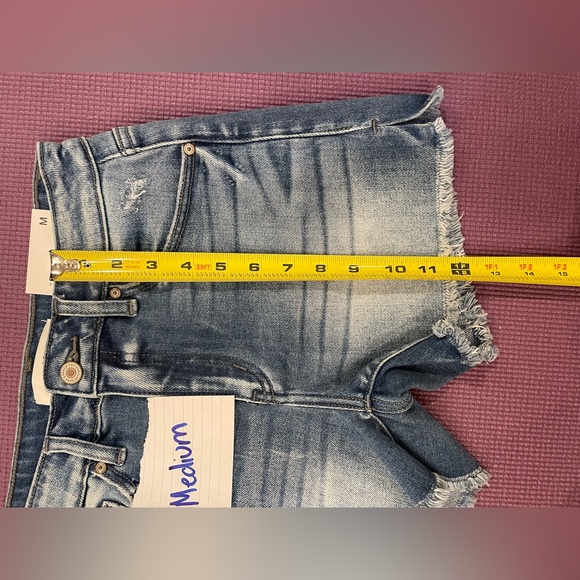 Kancan frayed hem shorts - Picture 11 of 16